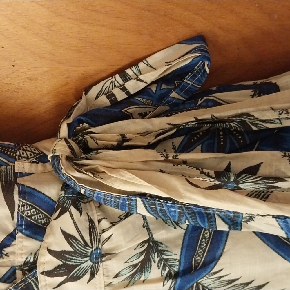 Banana republic stamps wrap dress - Picture 5 of 7